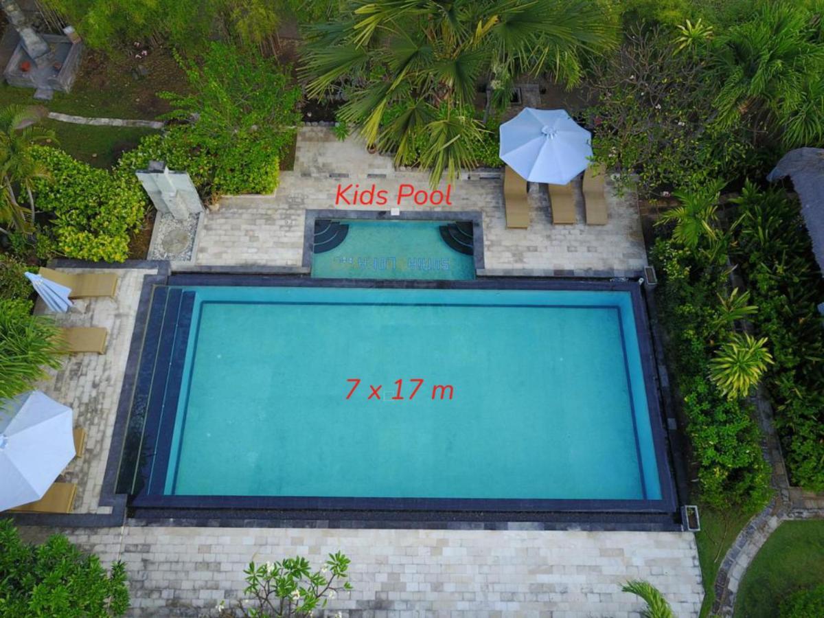 Sunia Loka Bungalows & Dive Center เปมูเตรัน ภายนอก รูปภาพ