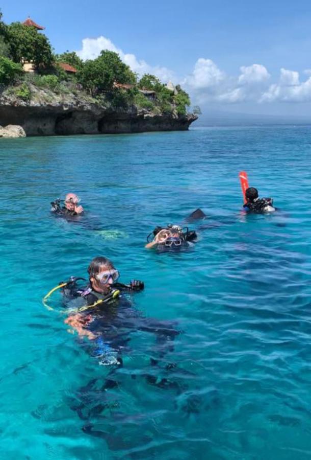Sunia Loka Bungalows & Dive Center เปมูเตรัน ภายนอก รูปภาพ