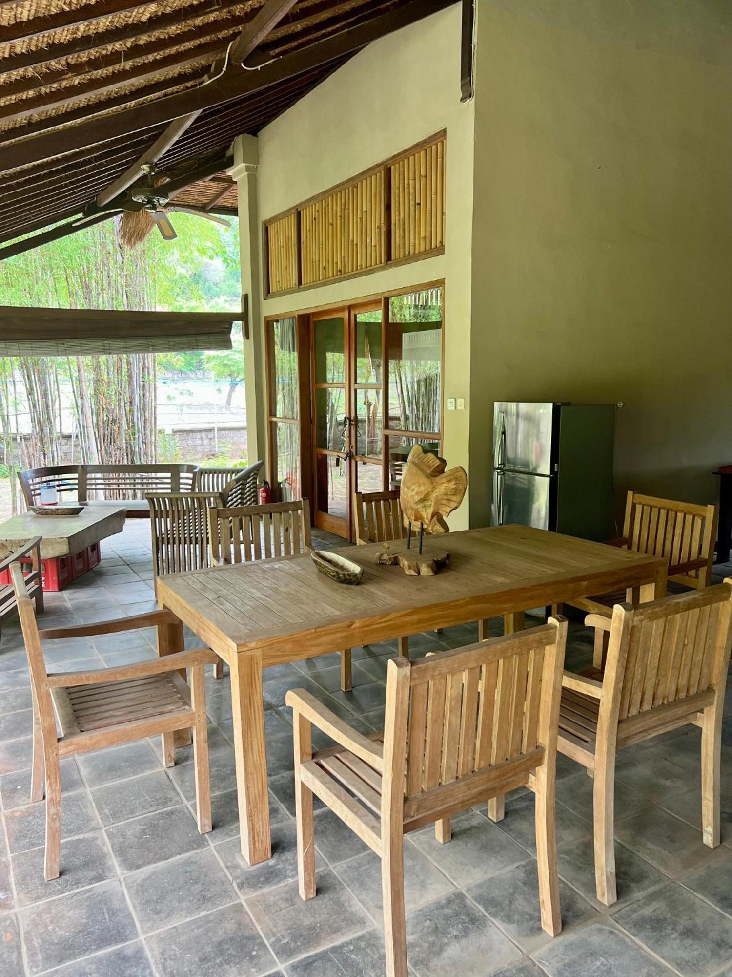 Sunia Loka Bungalows & Dive Center เปมูเตรัน ภายนอก รูปภาพ