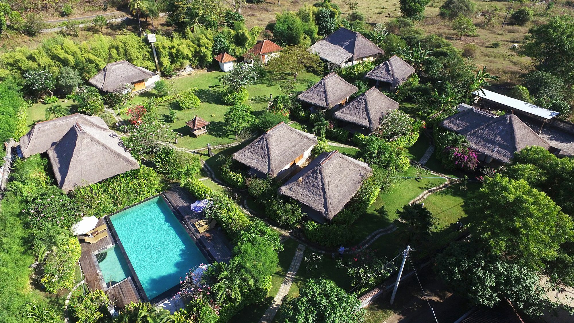 Sunia Loka Bungalows & Dive Center เปมูเตรัน ภายนอก รูปภาพ